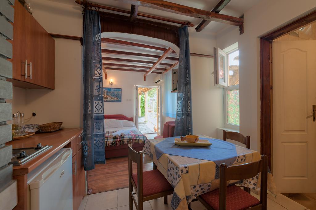 Vucinovic Apartment *